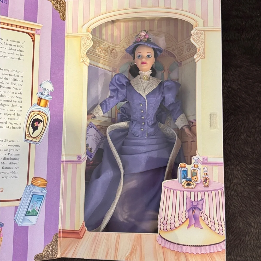 Barbie Doll MRS.‎ P.F.E. ALBEE Avon Exclusive 1st in Series - 1997